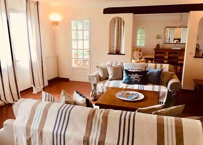 Seaview Petit Prince, Pool, Air Conditioning * Sainte-Maxime