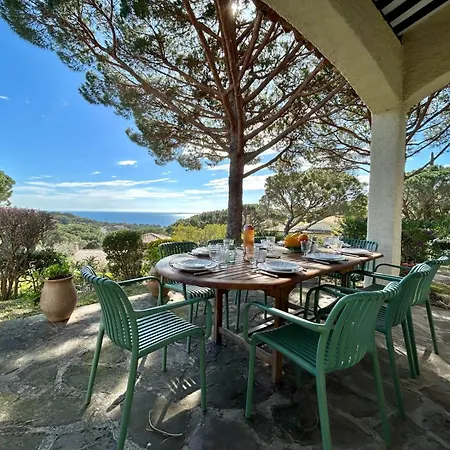 Seaview Petit Prince, Pool, Air Conditioning Villa