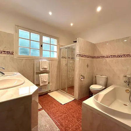 Villa Seaview Petit Prince, Pool, Air Conditioning Sainte-Maxime