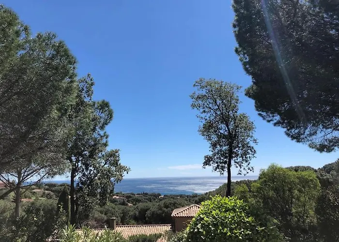 Seaview Petit Prince, Pool, Air Conditioning Villa