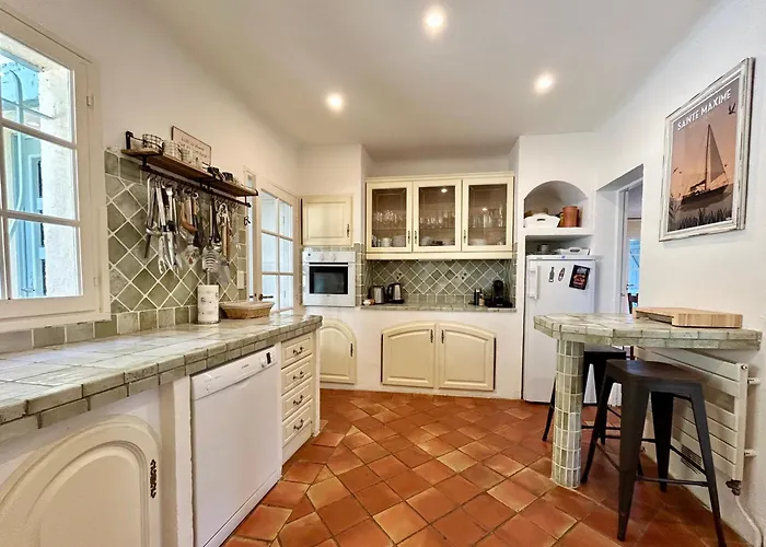 Villa Seaview Petit Prince, Pool, Air Conditioning Sainte-Maxime